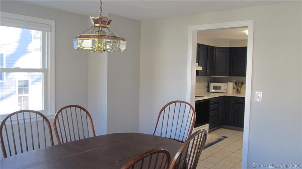 18 Brightwater Road East Lyme, CT 06357 - Photo 8 of 17