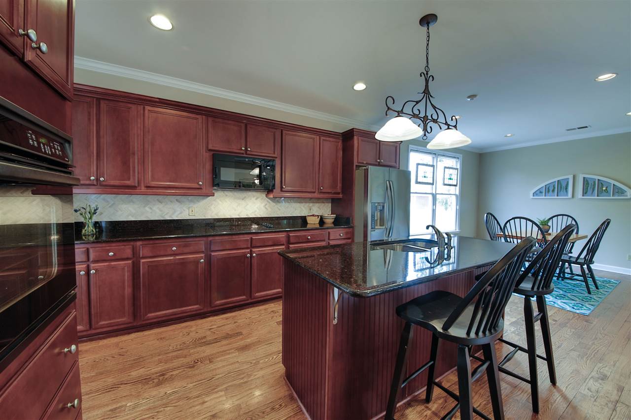 357 South Rowlett Street Collierville, TN 38017 - Photo 5 of 19 Gallery Image 5
