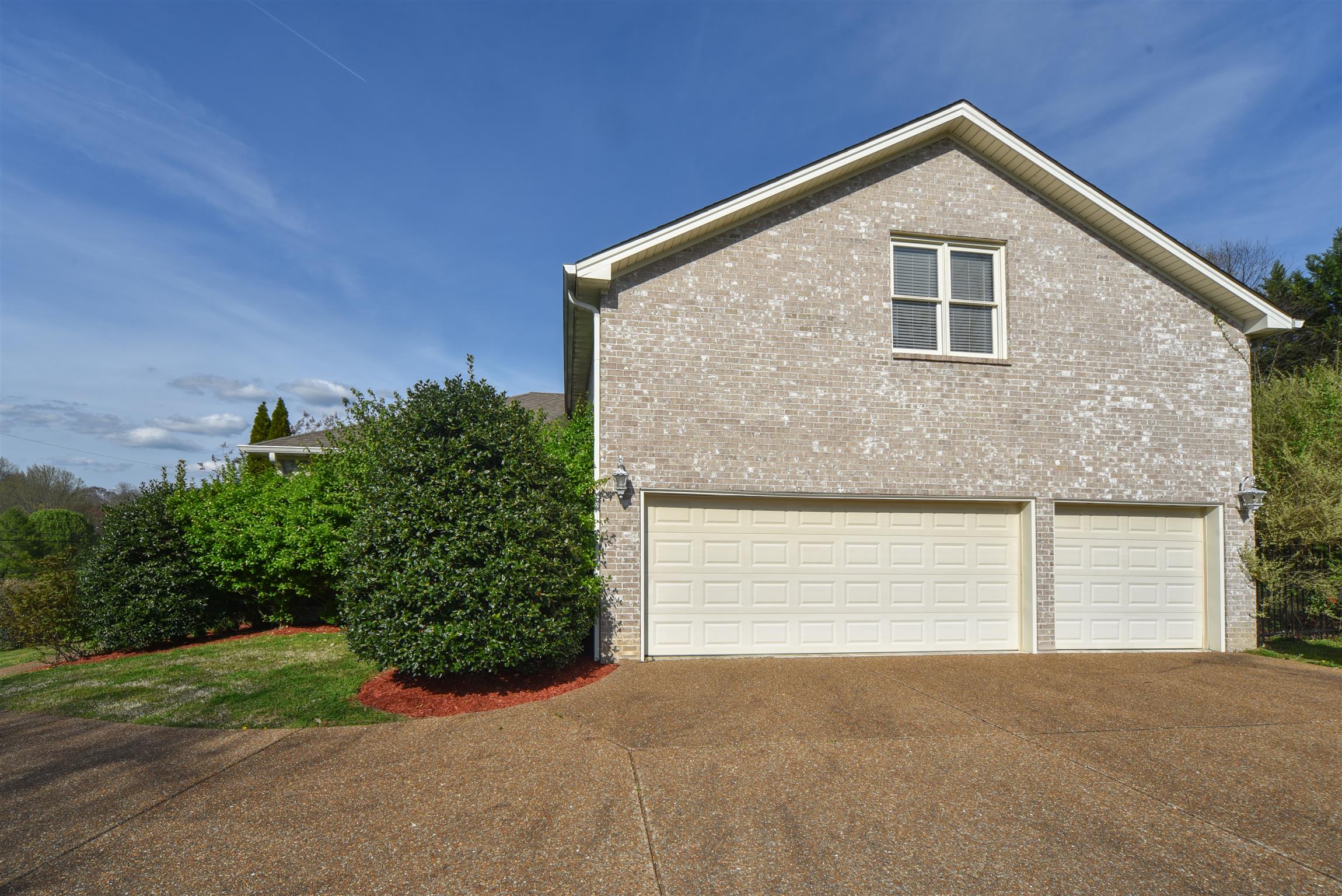 388 Sandcastle Road Franklin, TN 37069 - Photo 28 of 30 3 car garage