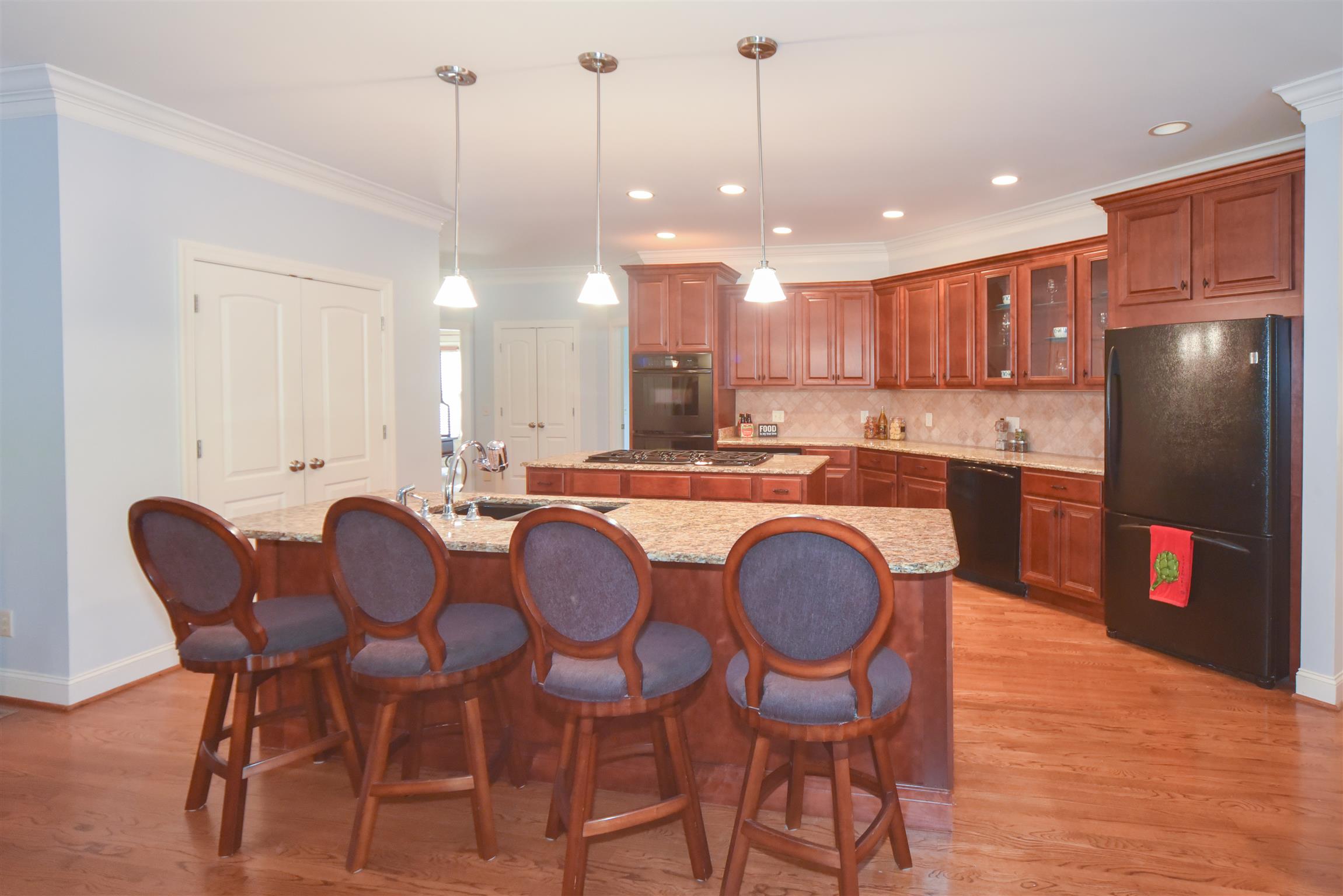 388 Sandcastle Road Franklin, TN 37069 - Photo 5 of 30 Thermador Kitchen, with 6 burner gas cooktop