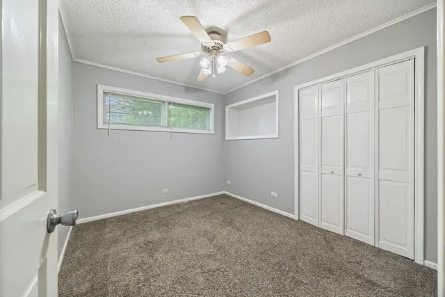 $1,800 | 1112 Villa Vista Drive, Round Lake Beach, IL 60073