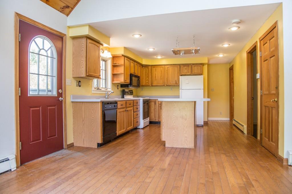 303 East Stage Road Pittston, ME 04345 - Photo 7 of 24 Photo