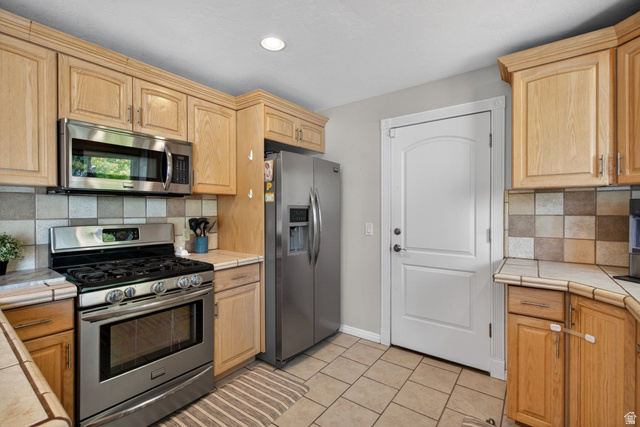 2073 East 10095th Street South Sandy, UT 84092 - Photo 25 of 61
