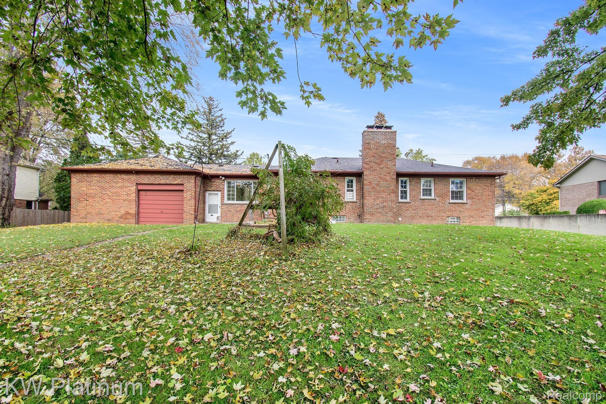 25670 South River Road Harrison Township, MI 48045 - Photo 32 of 35 211105 12.00pm Jurmo 25670 S River_58-2