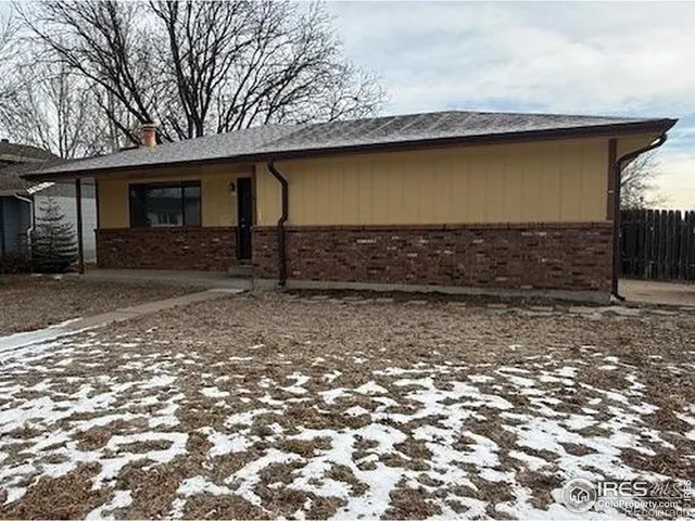 $325,000 | 196 45th Avenue, Greeley, CO 80634