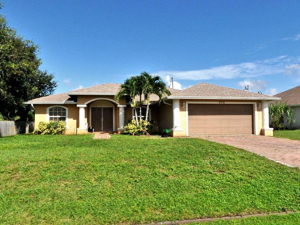 576 Southwest Undallo Road Port St. Lucie, FL 34953 - Photo 1 of 18 93511