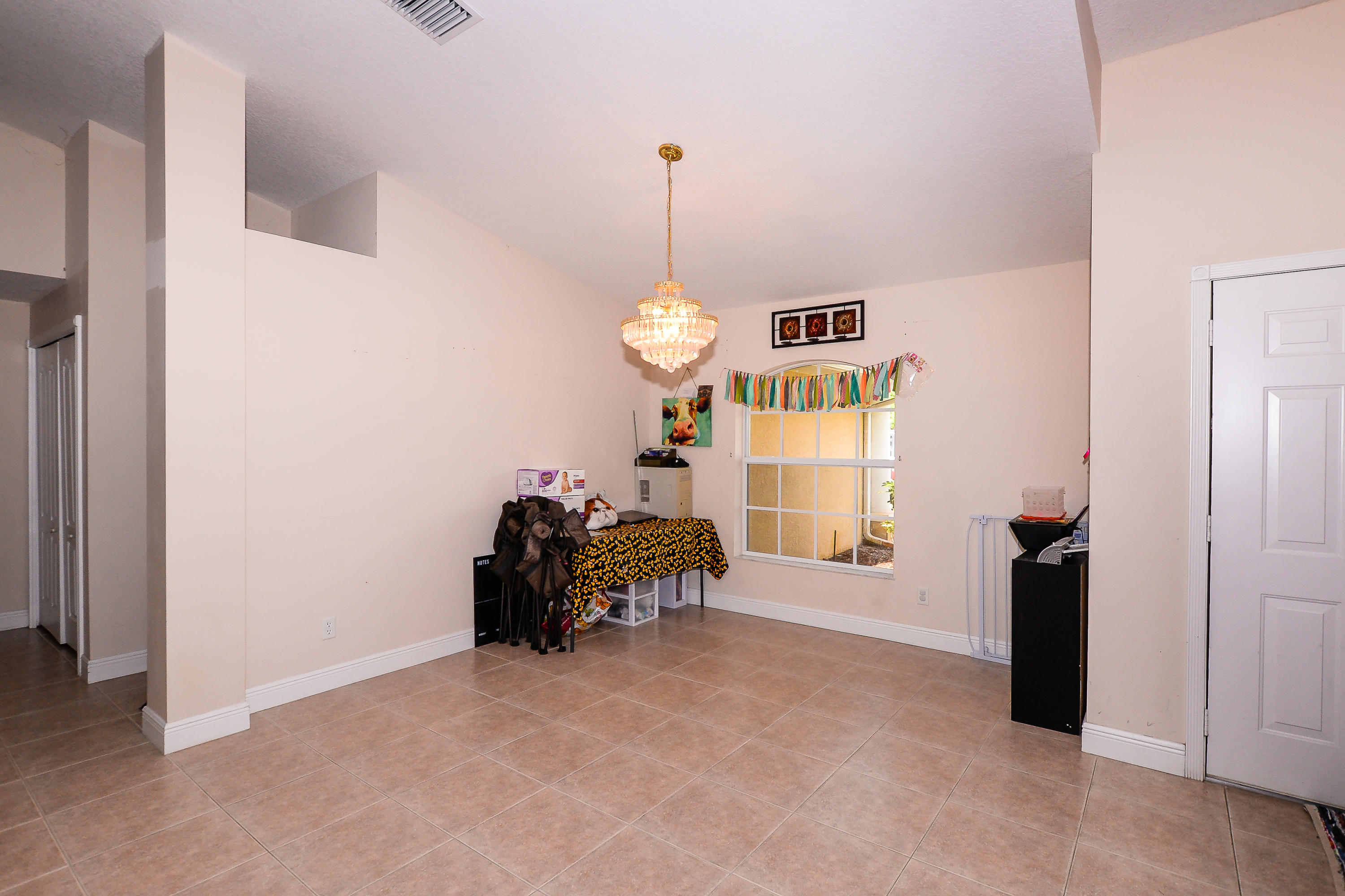 576 Southwest Undallo Road Port St. Lucie, FL 34953 - Photo 2 of 18 LR-6348