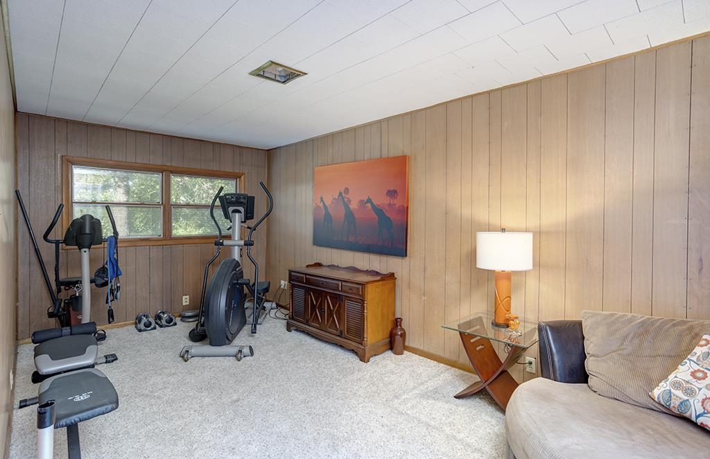 3323 Landstrom Road Rockford, IL 61107 - Photo 12 of 24 Gallery Image 12