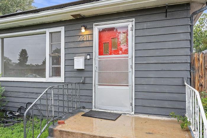 2211 11th Street Greeley, CO 80631 - Photo 2 of 30