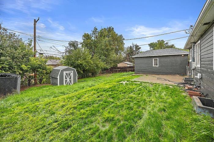 2211 11th Street Greeley, CO 80631 - Photo 23 of 30