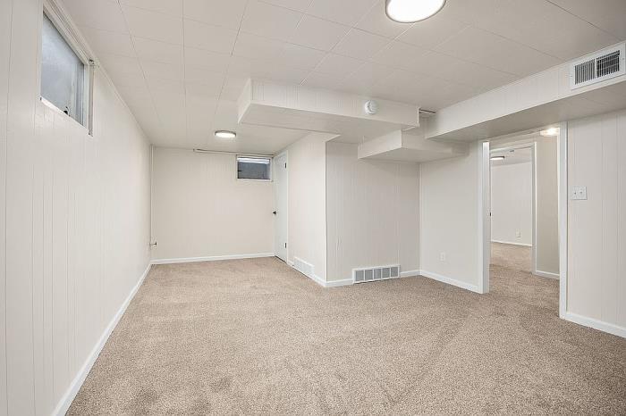 2211 11th Street Greeley, CO 80631 - Photo 5 of 30