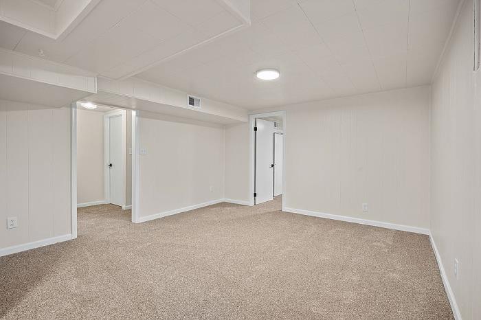 2211 11th Street Greeley, CO 80631 - Photo 6 of 30