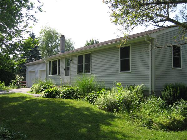 298 Cold Spring Road Belchertown, MA 01007 - Photo 3 of 30 Gallery Image 3