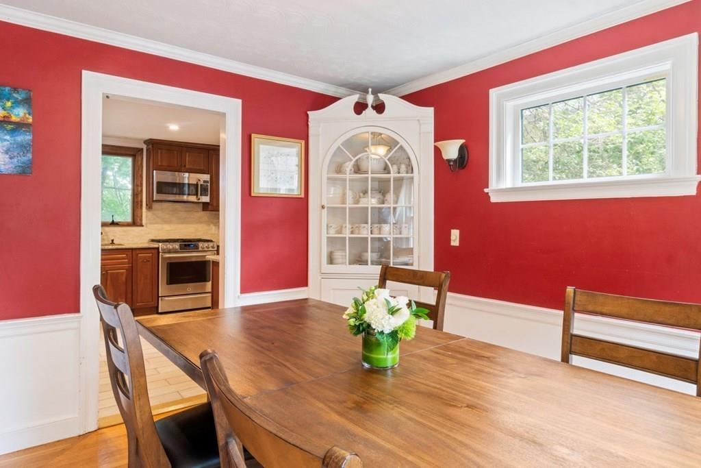 32 Pine Ridge Road Wellesley, MA 02481 - Photo 7 of 23