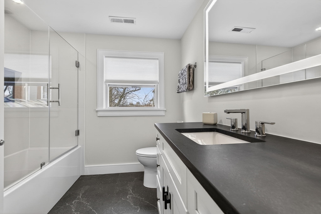 219 Waverley Road, Unit 219 North Andover, MA 01845 - Photo 18 of 33 Gallery Image 18