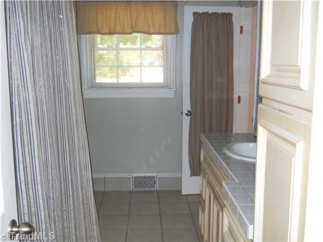 1771 Burkhart Road Lexington, NC 27292 - Photo 5 of 8 Other Bath.