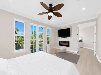 $1,795,000 | 208 Southeast 10th Terrace, Fort Lauderdale, FL 33301