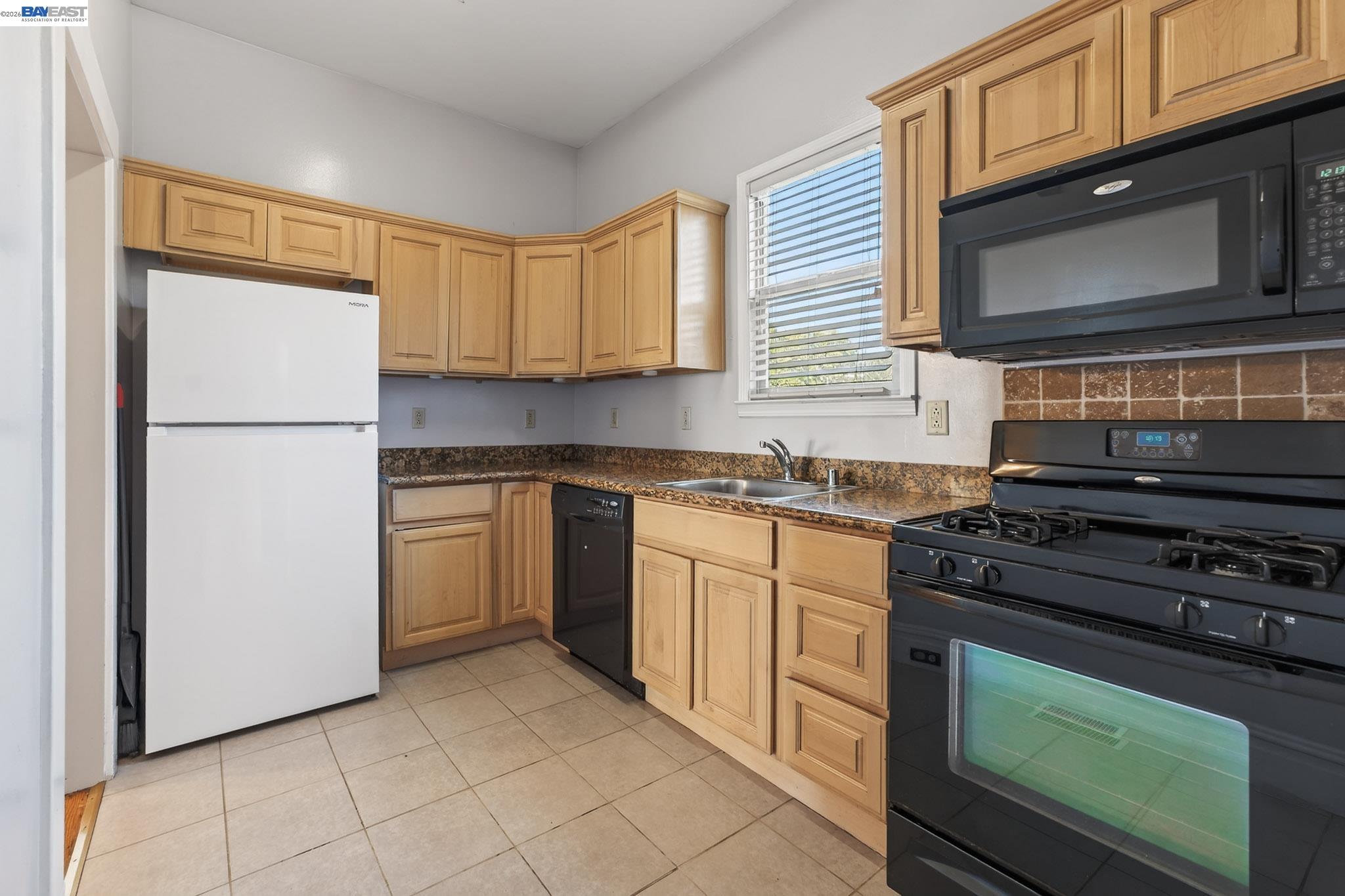 1835 Prince Street, Unit A Berkeley, CA 94703 - Photo 12 of 23