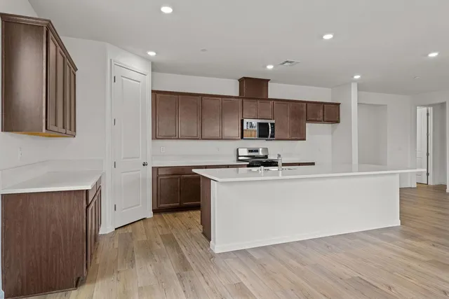 $724,990 | 496 Gavi Lane, Manteca, CA 95337