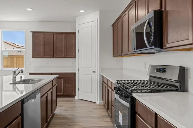 $724,990 | 496 Gavi Lane, Manteca, CA 95337