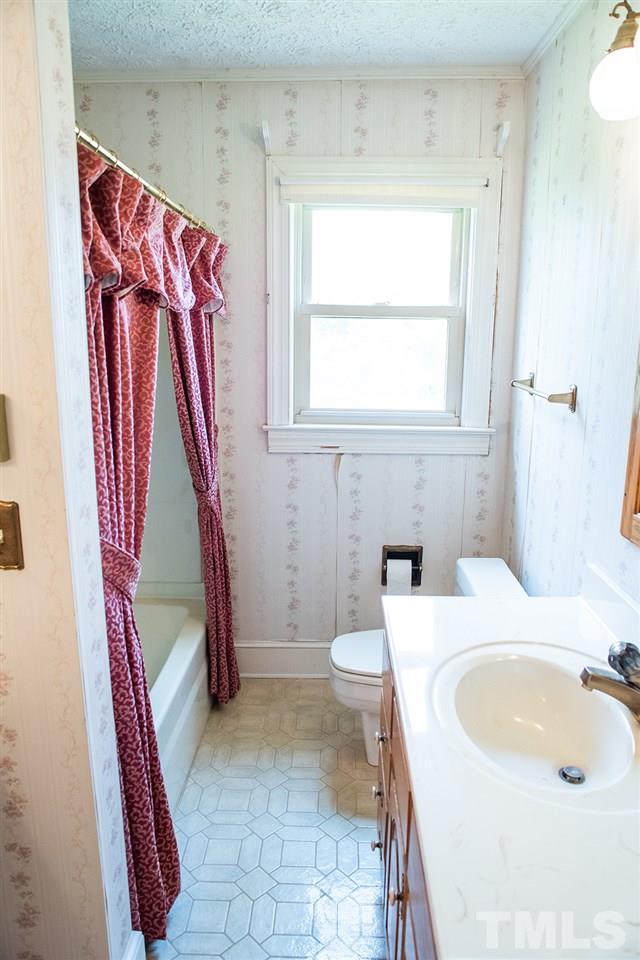 1860 Flat River Church Road Roxboro, NC 27574 - Photo 16 of 30