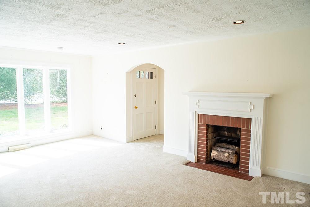 1860 Flat River Church Road Roxboro, NC 27574 - Photo 4 of 30