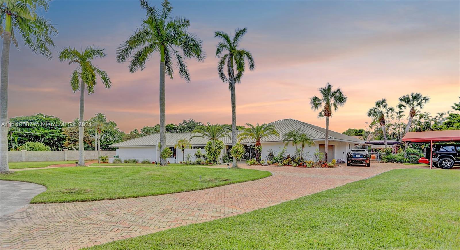 10500 Southwest 87th Court Miami, FL 33176 - Photo 1 of 61