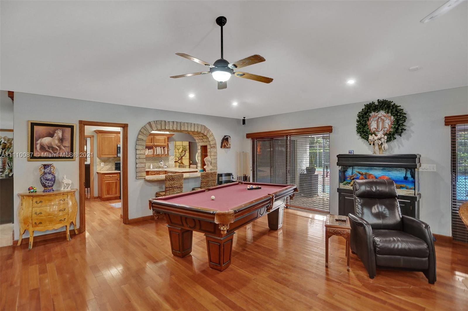 10500 Southwest 87th Court Miami, FL 33176 - Photo 17 of 61