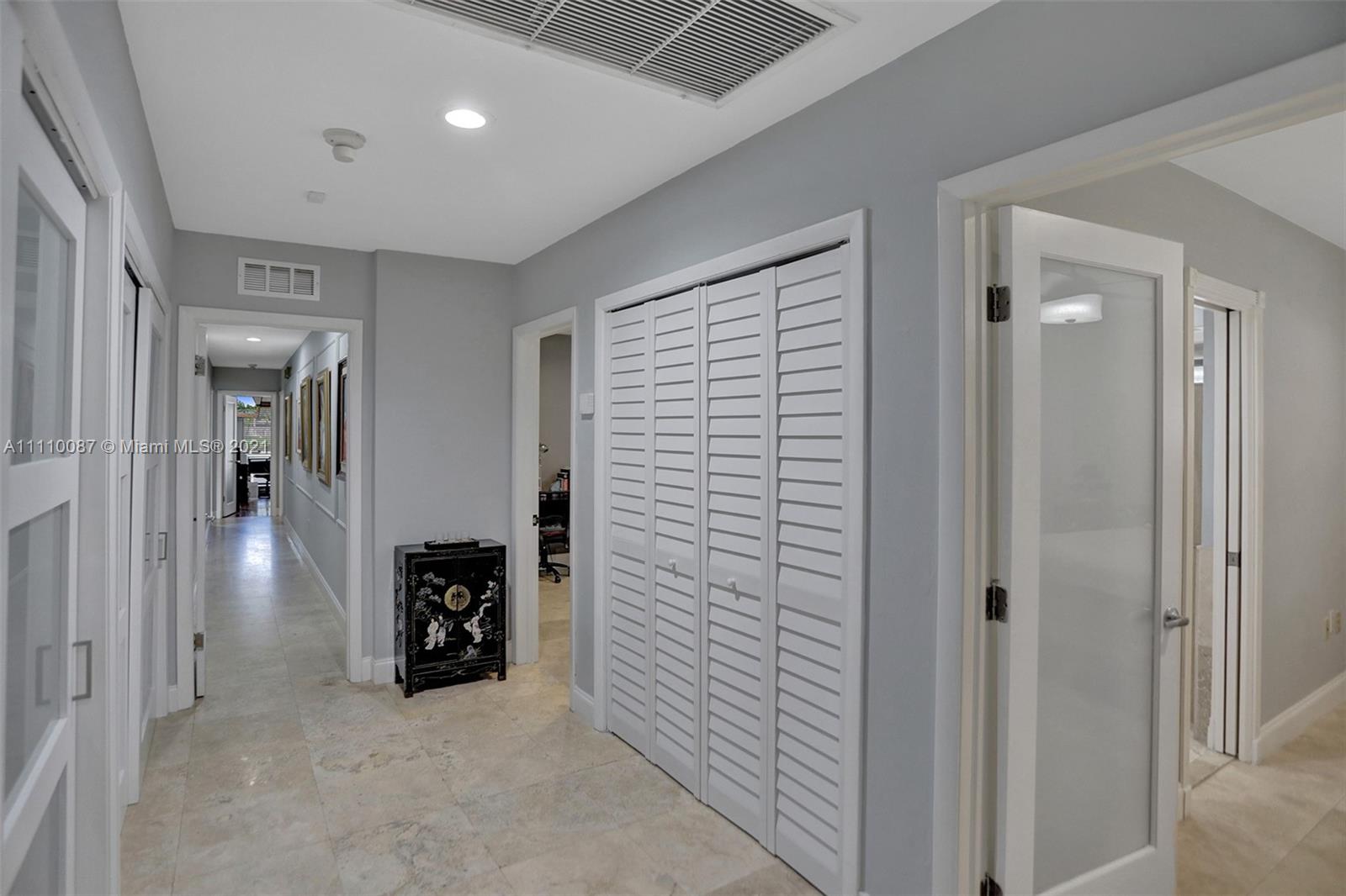 10500 Southwest 87th Court Miami, FL 33176 - Photo 38 of 61