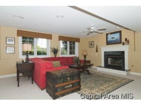 2412 Rosewell Point Springfield, IL 62711 - Photo 13 of 24