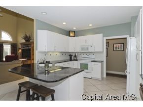 2412 Rosewell Point Springfield, IL 62711 - Photo 7 of 24