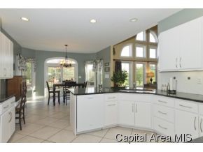 2412 Rosewell Point Springfield, IL 62711 - Photo 9 of 24