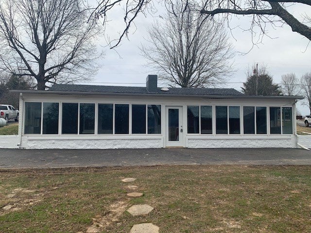 1973 Morehead Road Bowling Green, KY 42101 - Photo 2 of 9 Gallery Image 2