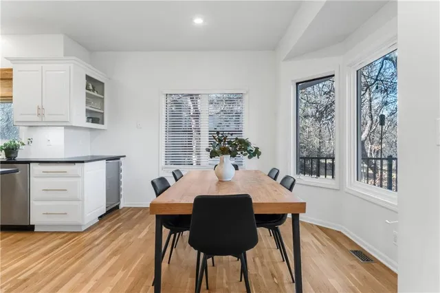 $515,000 | 506 East 122nd Street, Kansas City, MO 64145