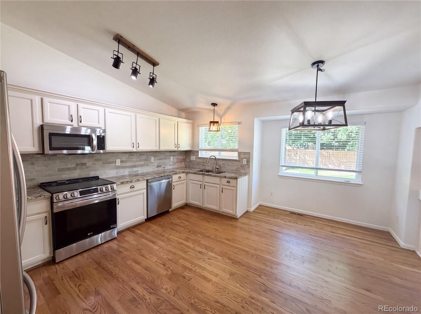 2154 Gold Dust Lane Highlands Ranch, CO 80129 - Photo 10 of 19 Gallery Image 10
