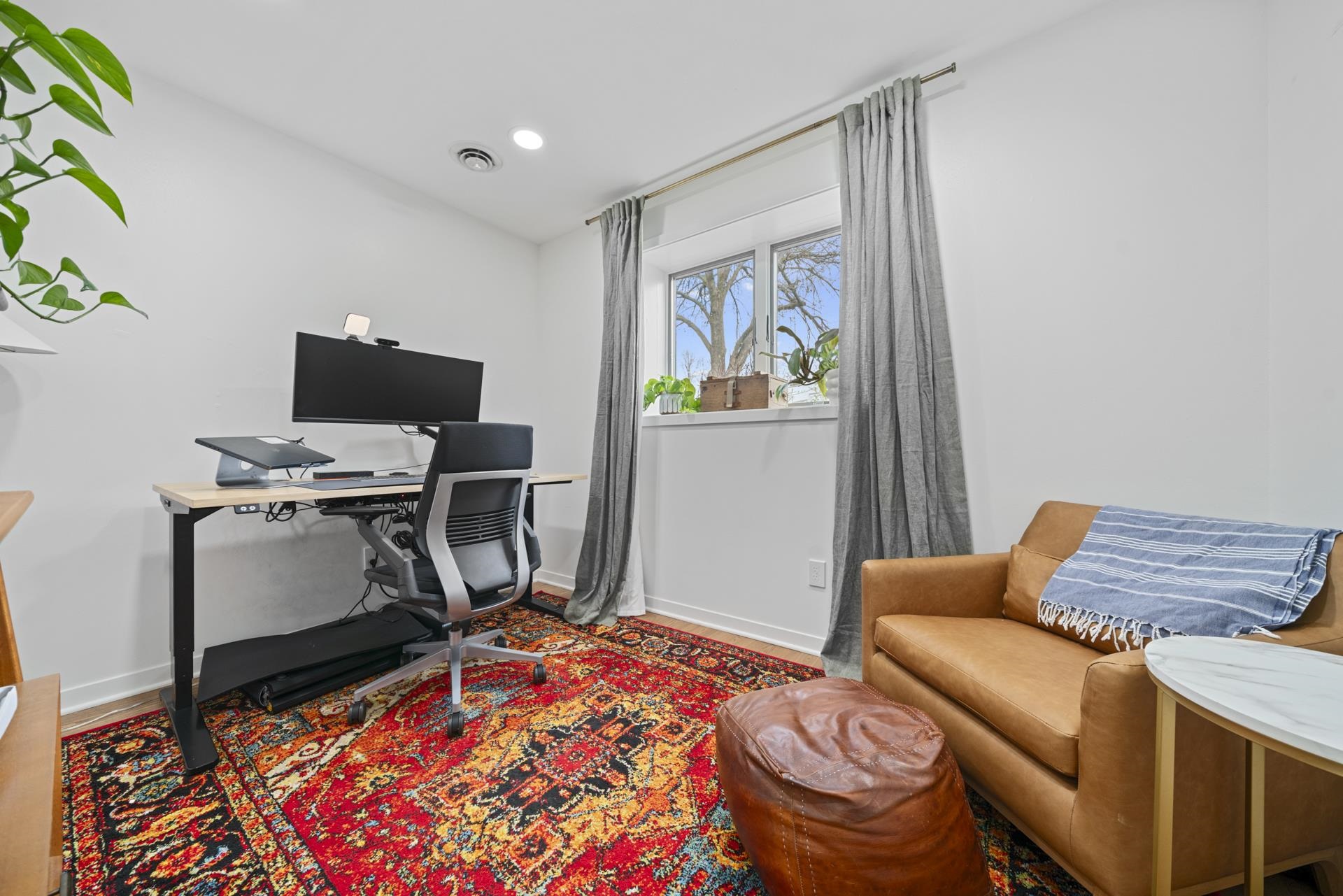 3075 East Water Road Byron, IL 61010 - Photo 30 of 46 a room with furniture and a window