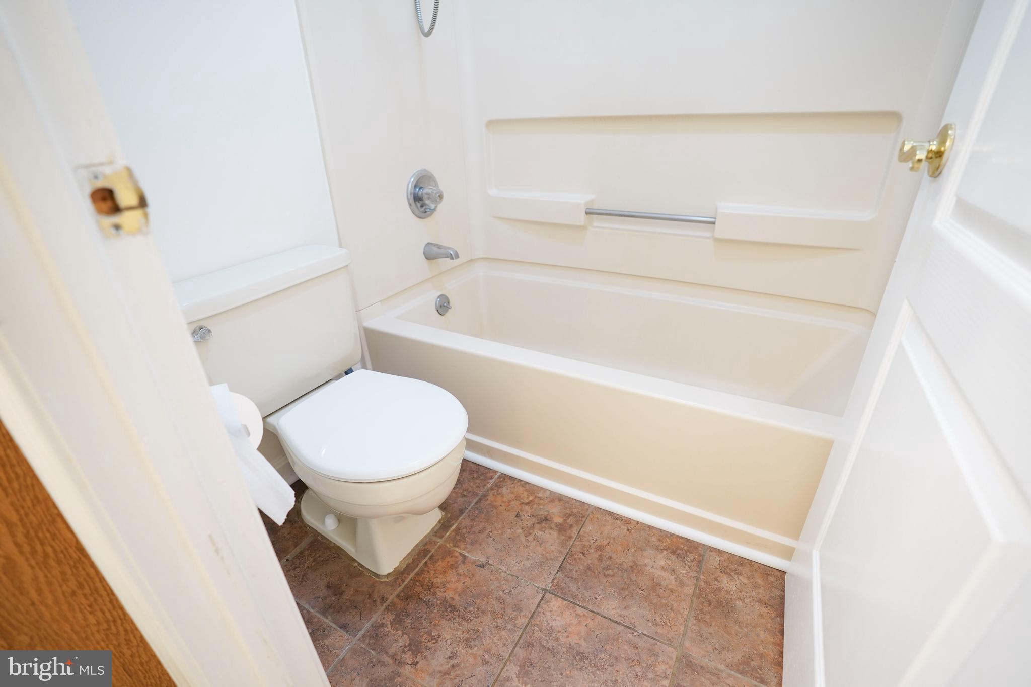 8511 Falls Run Road, Unit C Ellicott City, MD 21043 - Photo 17 of 24