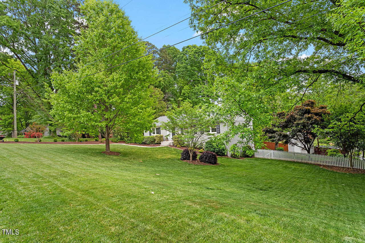 3700 Corbin Street Raleigh, NC 27612 - Photo 3 of 35 3700 Corbin Street_03