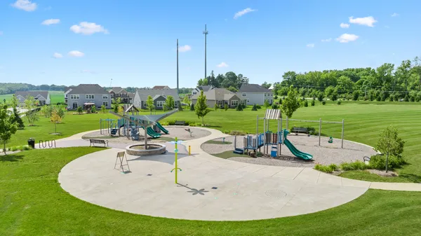 $732,900 | 1855 Diamond Drive, Elgin, IL 60124