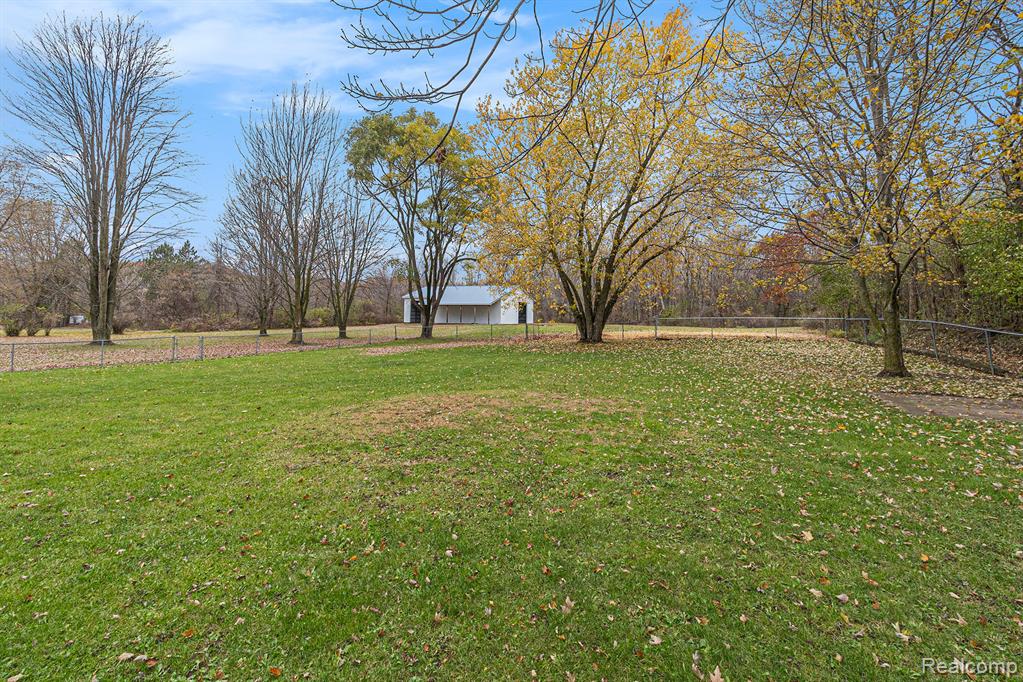 7135 Jordan Road Grand Blanc, MI 48439 - Photo 27 of 33 Gallery Image 27