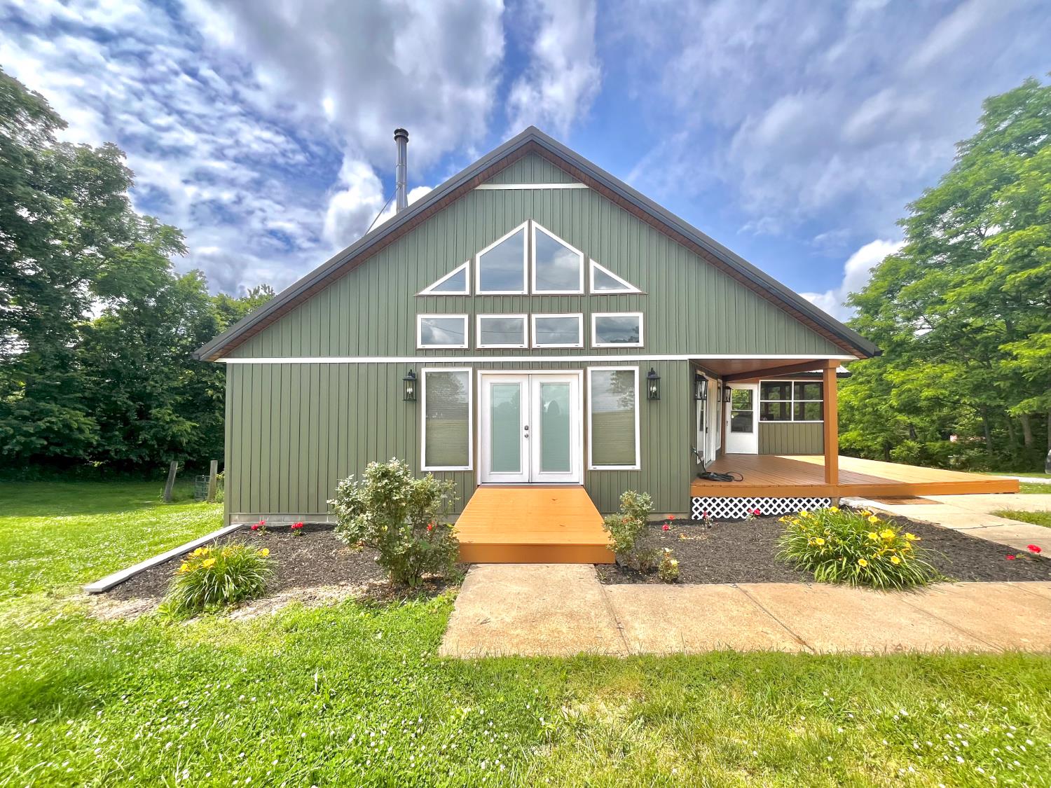 6661 Arnett Road Vevay, IN 47043 - Photo 2 of 27