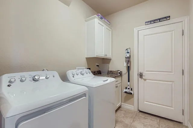 $499,900 | 19004 Mariners Point, Lago Vista, TX 78645