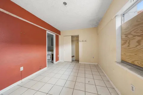 $1,500,000 | 40 77th Avenue, Treasure Island, FL 33706