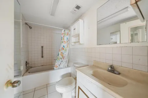 $1,500,000 | 40 77th Avenue, Treasure Island, FL 33706