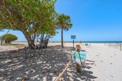 $1,500,000 | 40 77th Avenue, Treasure Island, FL 33706