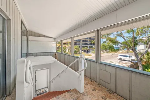 $1,500,000 | 40 77th Avenue, Treasure Island, FL 33706