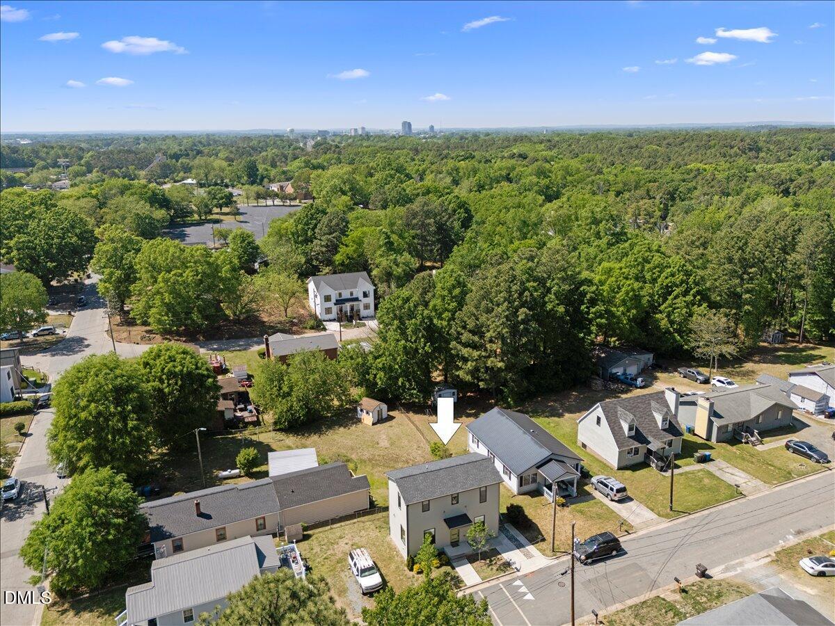 412 Commonwealth Street Durham, NC 27703 - Photo 22 of 24 an aerial view of multiple house