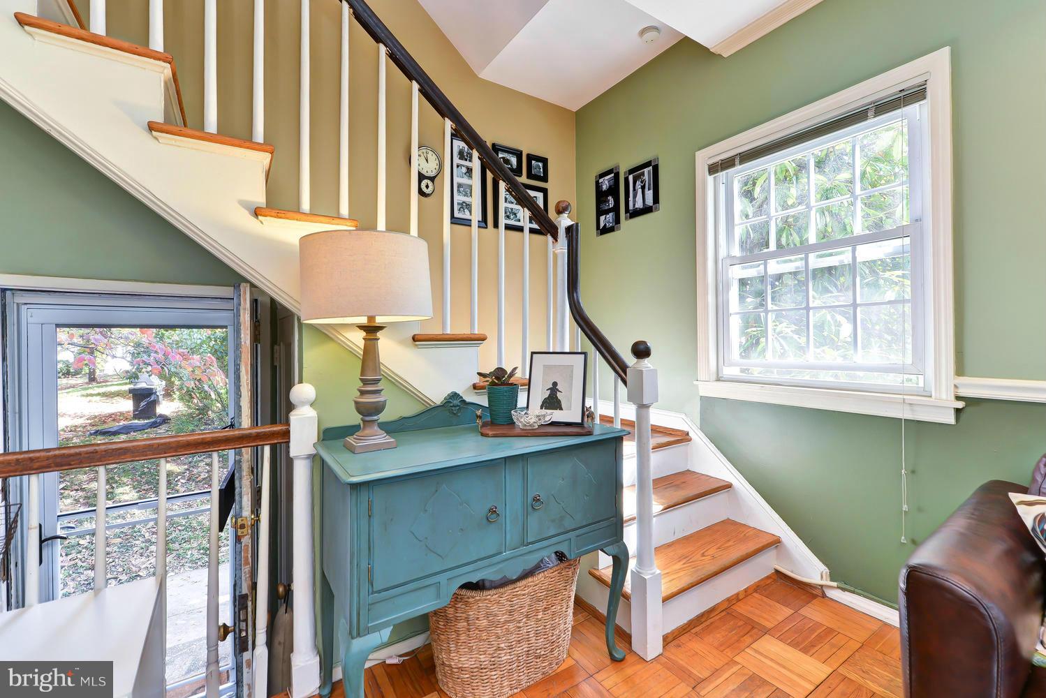 3226 Gunston Road, Unit 720 Alexandria, VA 22302 - Photo 6 of 24 Interior (General)