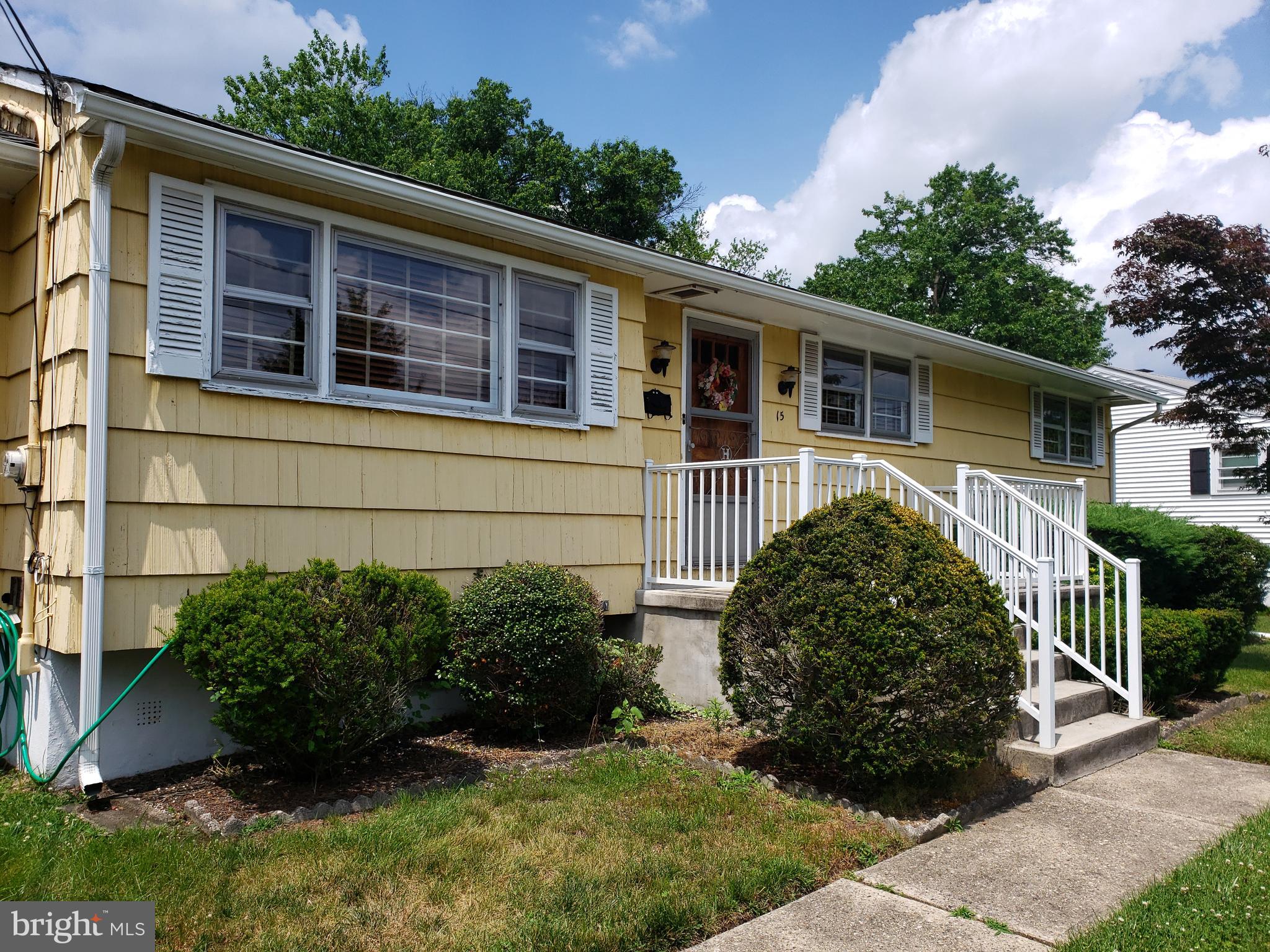 15 Saranac Road Hamilton, NJ 08619 - Photo 3 of 24