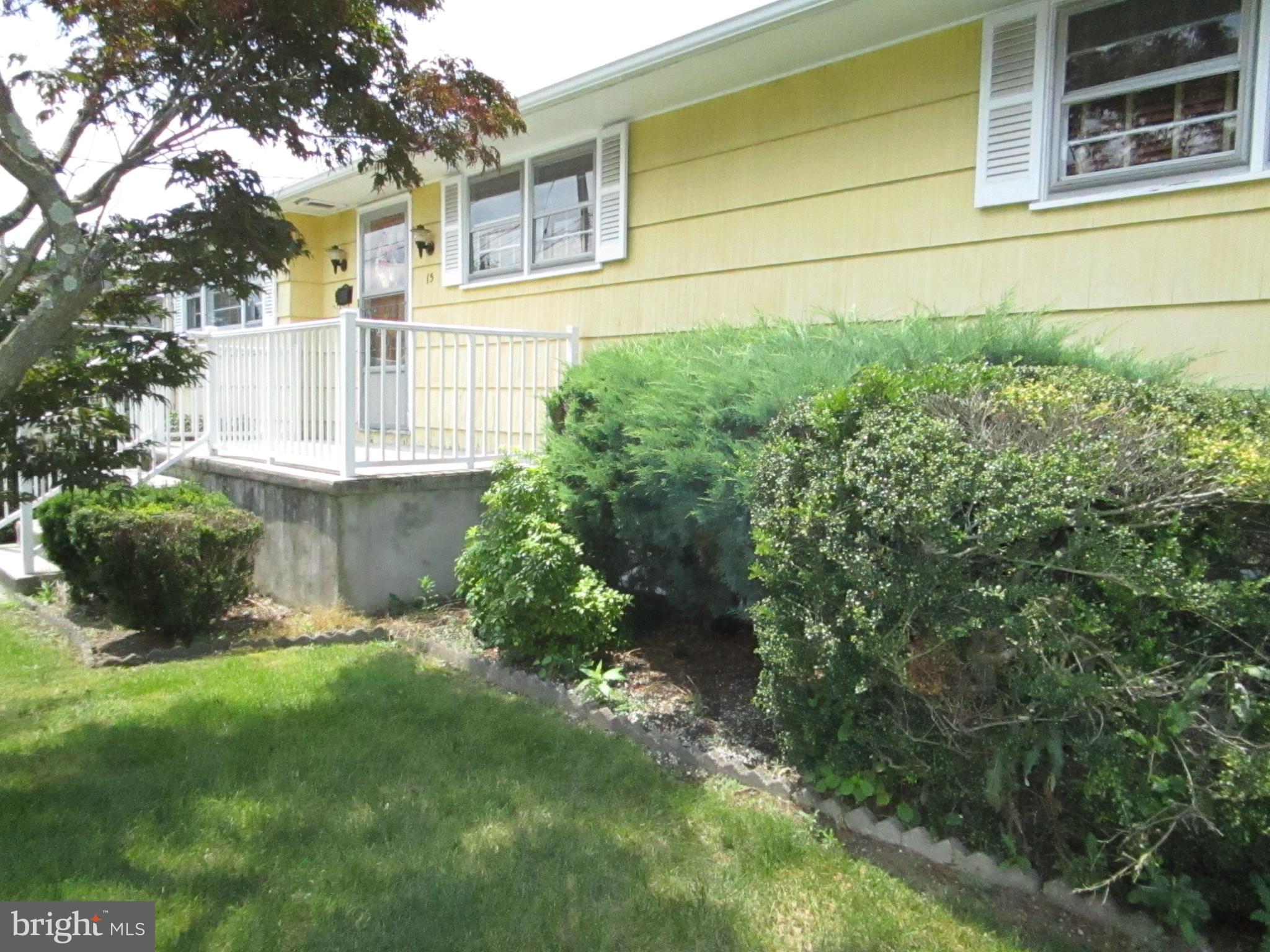15 Saranac Road Hamilton, NJ 08619 - Photo 4 of 24